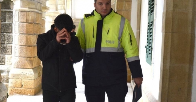 Sırt çantasından mermi çıktı! Limandan geçirmiş