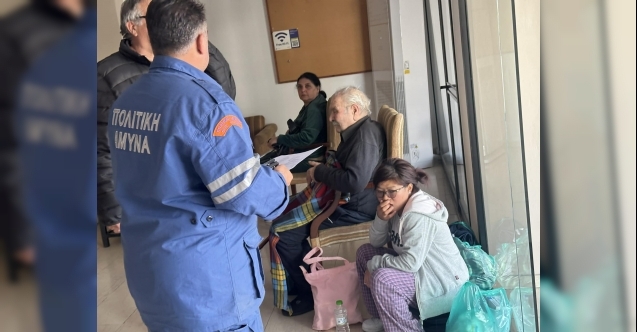 Ağrotur sakinleri otellere ve ilkokula sığındı