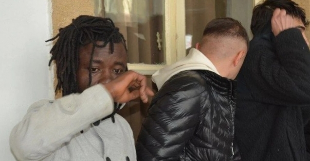 Asıl zula evde çıktı