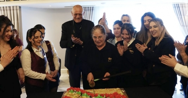 Les Ambassadeurs’tan kadın çalışanlarına 8 Mart kutlaması