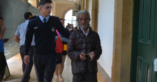 7 yıl kaçak yaşadı