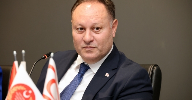 Öztürkler'den Macron'a tepki