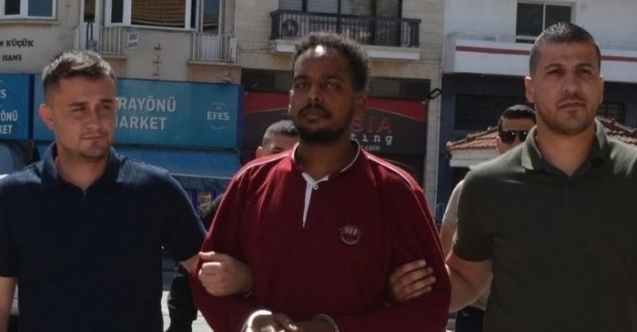 Bıçaklanan gencin durumu kritik